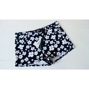 Juicy Couture :: Floral Shorts